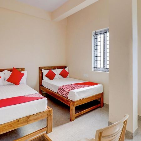 Hotel Oyo Flagship Golden Treasury à Bangalore Extérieur photo